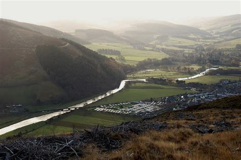 Innerleithen And The Tweed © Jim Barton Cc By Sa20 Geograph