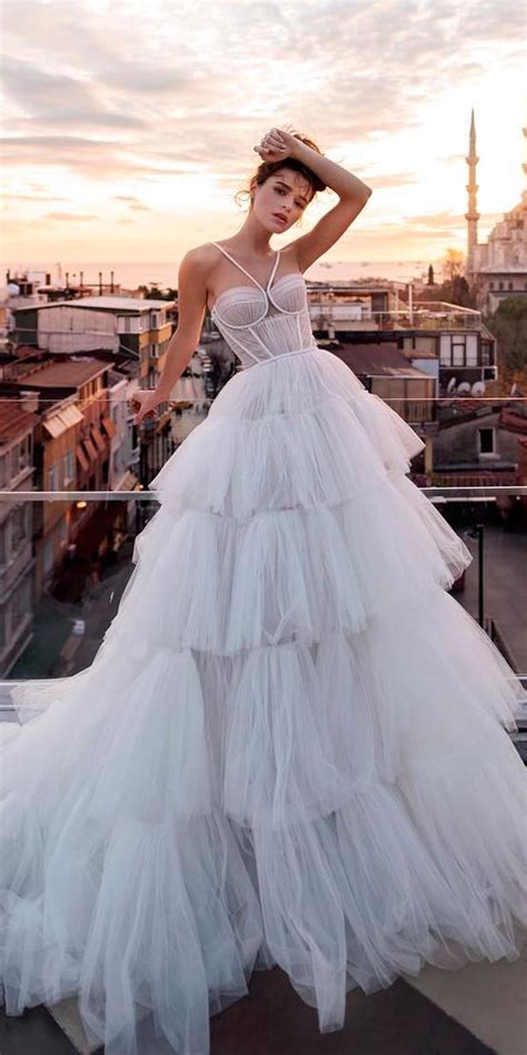 Technically, princess eugenie and jack brooksbank were wed at a time when it was morning in england, but as the great american while the golden snitch is the most oddly romantic of interpretations for fergie's hat, one must admit that it also lends itself to other, equally popular figures. 21 Princess Wedding Dresses For Fairy Tale Celebration ...