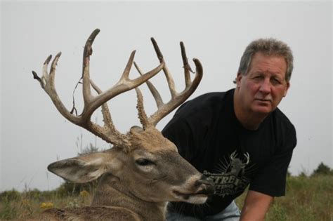 Kansas Deer Hunting Muzzle Loader 155 12 Point
