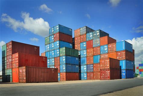 Containers Au Port Turkchem