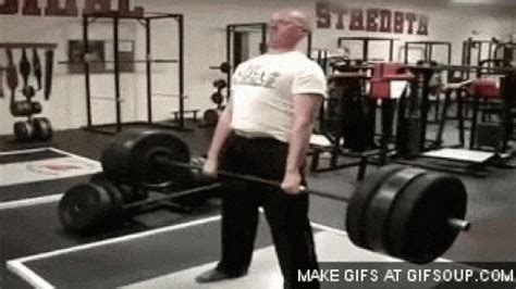 16 Most Annoying Things People Do At The Gym