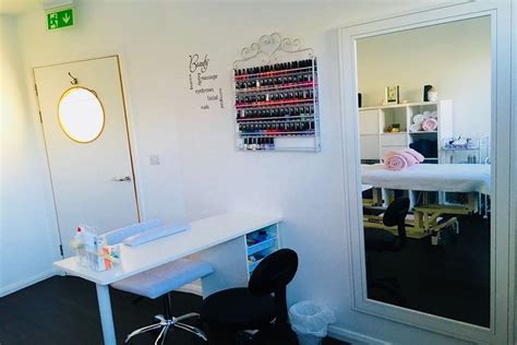 Absolute Brow And Beauty Lounge Beauty Salon In Milton Keynes Buckinghamshire Treatwell