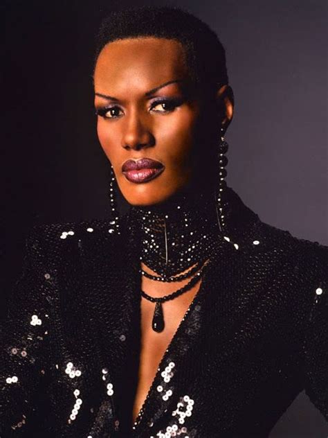 Grace Jones Canta Em Punta Del Este E Vem Ao Brasil Grace Jones