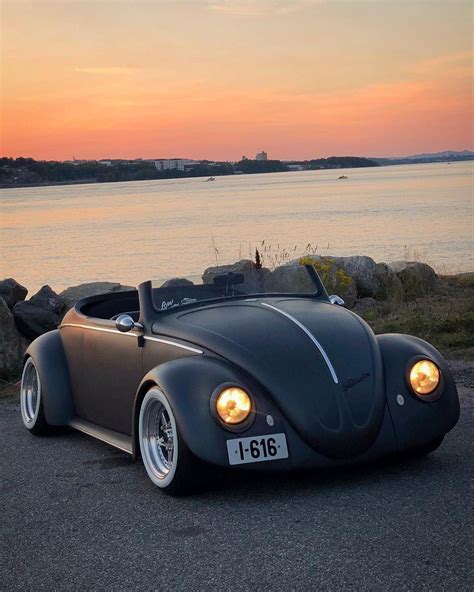 This Guy Transformed A Vw Beetle Deluxe Into A Black Matte