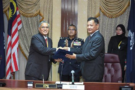 He was appointed to the board on 26 august 2010. Datuk Abdul Hamid Bador back in the Police Force as ...