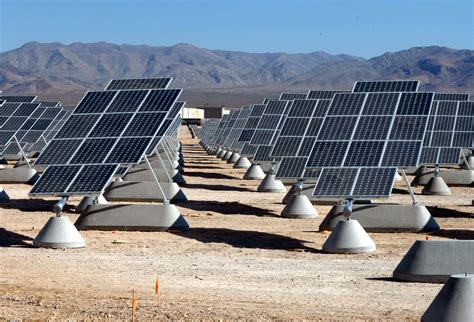File:Nellis AFB Solar panels.jpg - Wikipedia