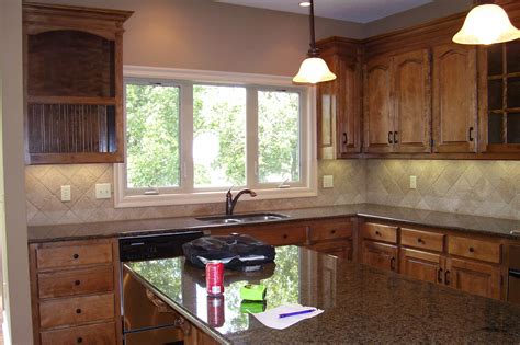 The quality of these alder wood kitchen cabinet is highly regulated by ensuring that all recommended standards in terms of measurements are strictly followed. 106866d1359569750-need-help-granite-knotty-alder-cabinets ...