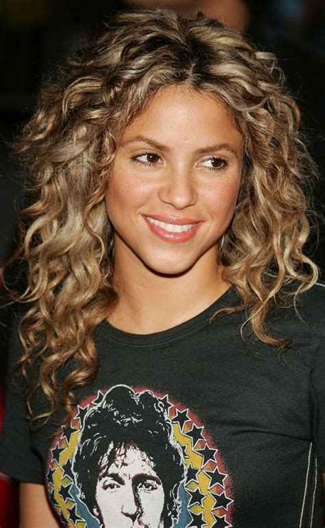 Beautiful Mid Length Curly Hairstyles You Should Definitely Try