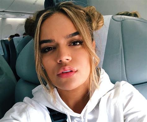 Reddit gives you the best of the internet in one place. Karol G (Carolina Giraldo Navarro) - Bio, Facts, Family Life of Colombian Singer