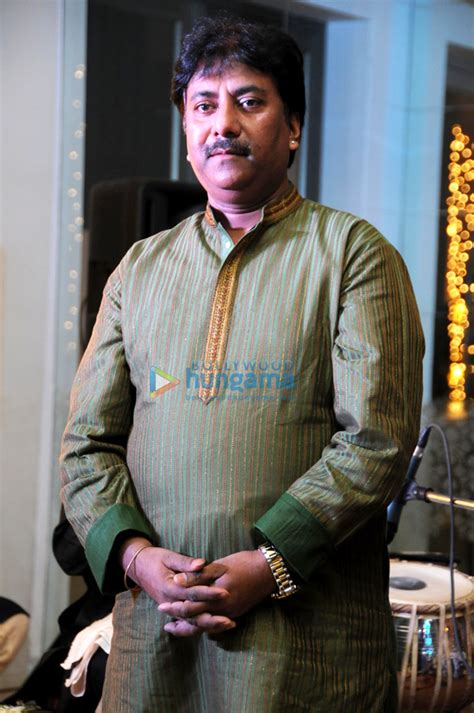 He is a son of a policeman (inspector general) and a housewife, the middle child of three brothers. Ustad Rashid Khan News | Latest News of Ustad Rashid Khan ...