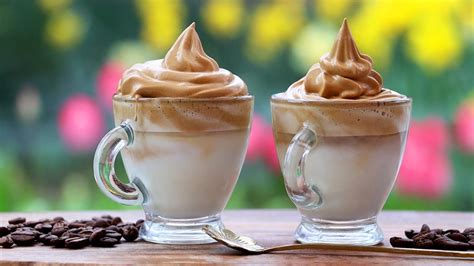 Best and easy way to make whipped coffee in. Dalgona Coffee Recipe | How to Make Whipped Coffee ...
