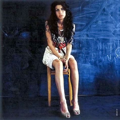 Amy Winehouse ‘back To Black’ Dress Worn On 2006 Album Cover Hits Auction Block New York Daily