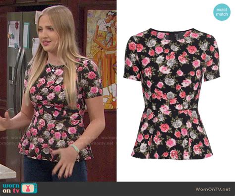 Wornontv Marisas Black And Pink Floral Peplum Top On Kc Undercover