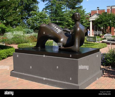 Henry Moore Sculpture Of Reclining Woman At Atlanta Botanical Garden