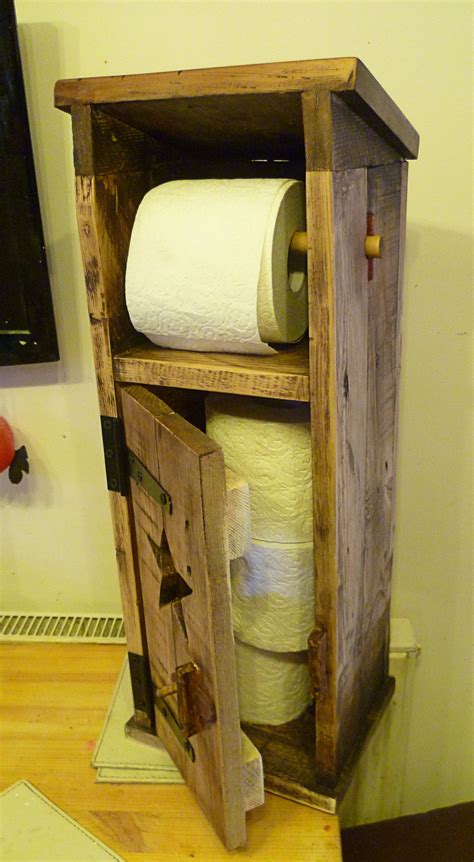Upcycled Outhouse Toilet Roll Holder Pallet Wood Timber Diy Pallet Wall
