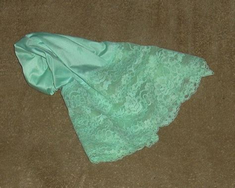 My Silky Soft And Lacy Vanity Fair Size Small Silkenlace