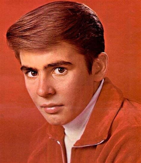 Known as a critical chokepoint for the global oil trade, the suez. Davy Jones (musician) - Wikiwand