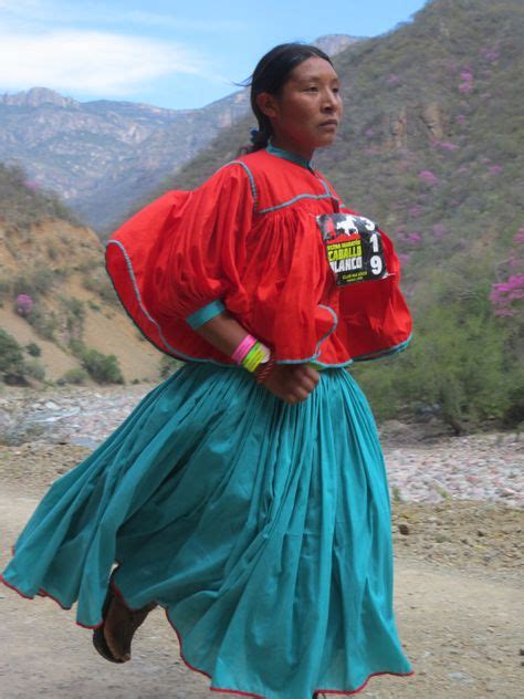 raramuri tarahumara woman running in the caballo blanco race in chihuahua mexico ropa