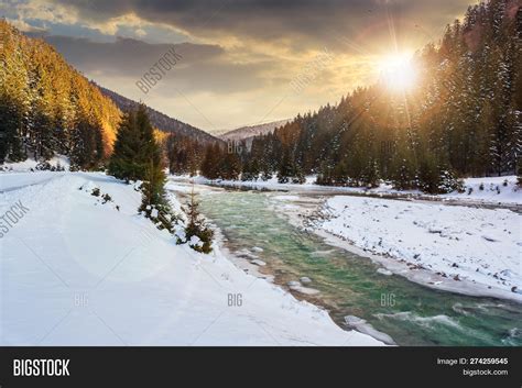 Winter Mountain River Scene Art And Collectibles Giclée