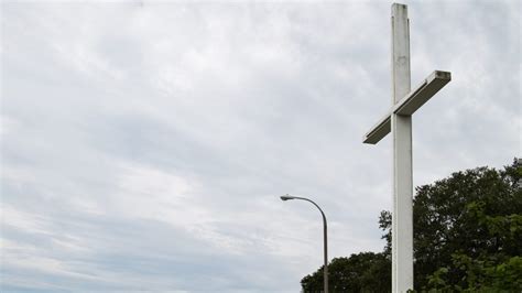 Federal Appeals Court Now Says Florida Latin Cross Can Stay