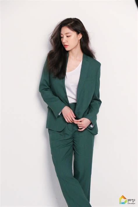 #crash landing on you #seo dan #gu seung jun #kim jung hyun #seo ji hye #seungdan #i really need them in a new happy drama so i can move on somehow. Pin by 김치츄😘 on Seo Ji Hye | Fashion inspo, Korean actresses, Fashion