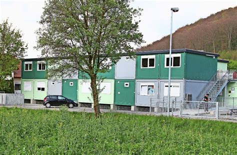 Jetzt die passende wohnung finden! Flüchtlinge in Mönsheim: Container könnten als Wohnungen ...