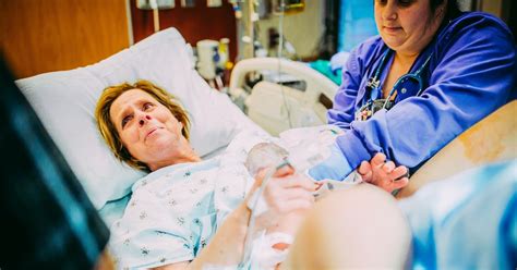 a woman just gave birth to her own granddaughter and the photos are honestly amazing