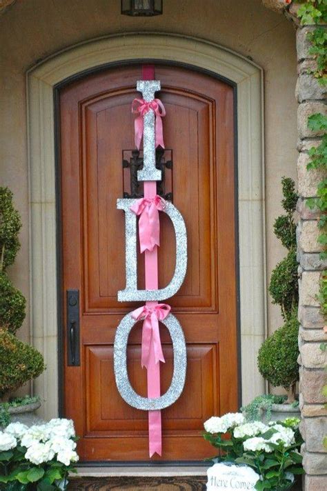 Diy wedding centerpieces, signs, flowers, table, lights & favors. Wedding Shower Door Decor Ideas - Wedding Fanatic