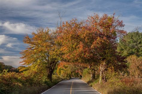 New England Fall Foliage Some Of The Best Leaf Peeping Road Trips