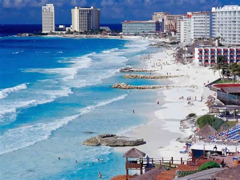 Cancun, which started out as a small fishing village, has become a premier tourist destination. Cancún, México - TuriMexico