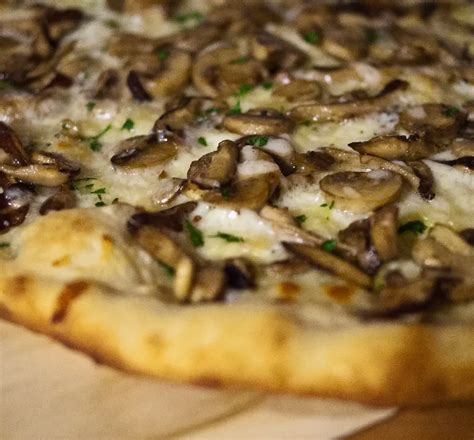 California Pizza Kitchen Wild Mushroom Pizza Recipe Secret Copycat