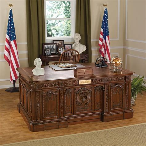 Design Toscano Oval Office Presidents Hms Resolute Desk