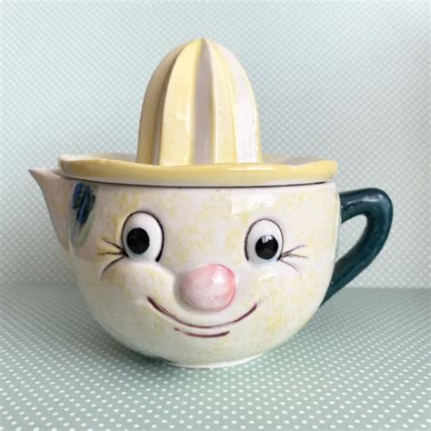 Vintage Japan Ceramic Smiley Face Lemon Juicer Reamer W Pitcher 2999