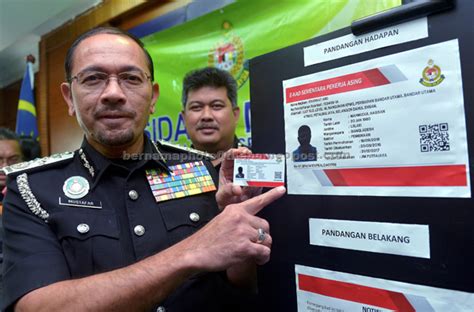 Penggajian pekerja asing adalah langkah sementara bagi menampung keperluan industri. Tiada ejen atau orang tengah dilantik untuk uruskan E-Kad ...