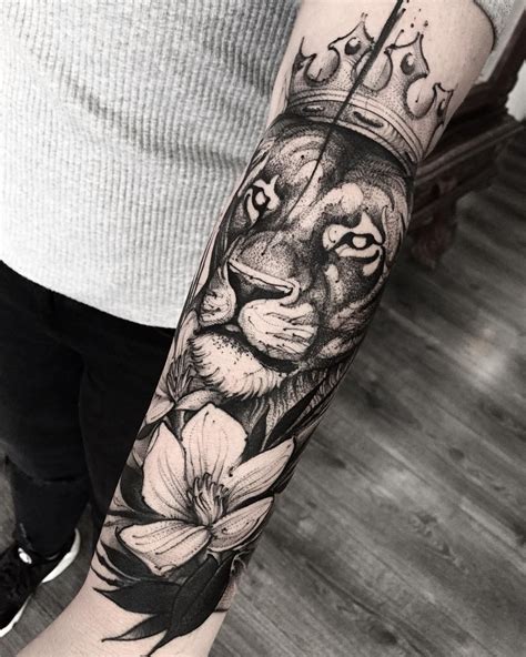 So, if you are looking for a symbol with meaning or a fun design, then you will get the amazing tattoo ideas as follows. 30 Lioness Tattoo Design - Female Lion Tattoo Ideas ...