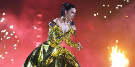Katy Perry Showed Up For The Coronation Concert In A Metallic Gold Ball