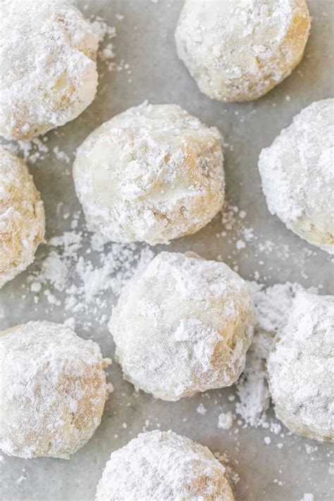 Melt In Your Mouth Snowball Cookies Sugar And Charm