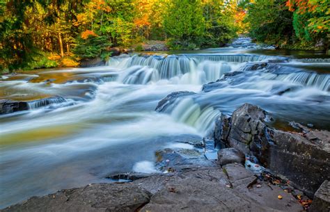 America's most beautiful waterfalls - neurospectofflorida