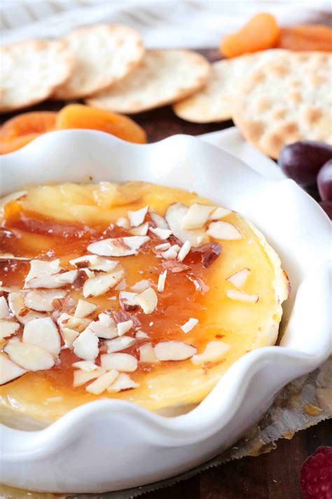 Baked Brie With Jam In 2020 Baked Brie Baked Brie With Jam