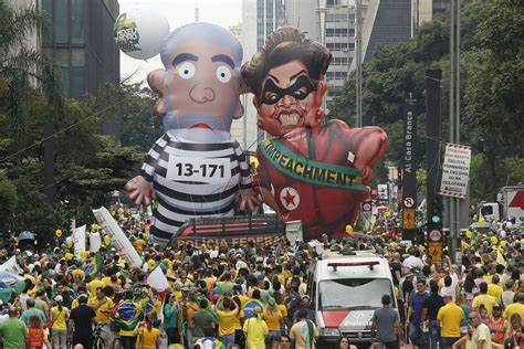 Au Brésil Dilma Rousseff face à des manifestations dampleur inédite
