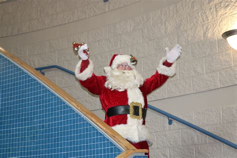 Holiday Spirit Unfolds At Ocean City Community Center Fox Real