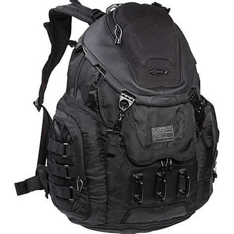 Oakley designed this backpack for about anything you could think you would need a backpack for. Oakley Kitchen Sink Pack Stealth Black - Oakley Laptop ...