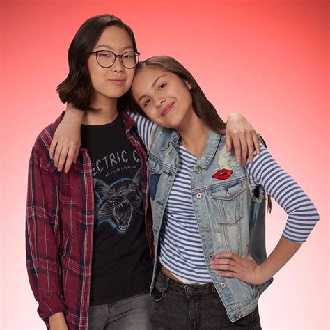 Paige And Frankiegallery Bizaardvark Wiki Fandom