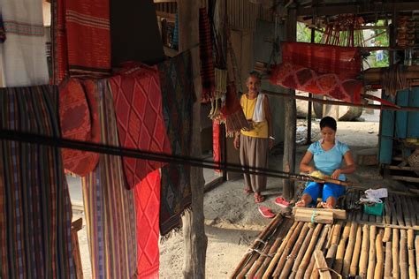 Yakan Weaving Village Eazytraveler Flickr