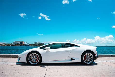 2017 Lamborghini Huracan Lp 580 Coupe White Mvp Miami Rentals
