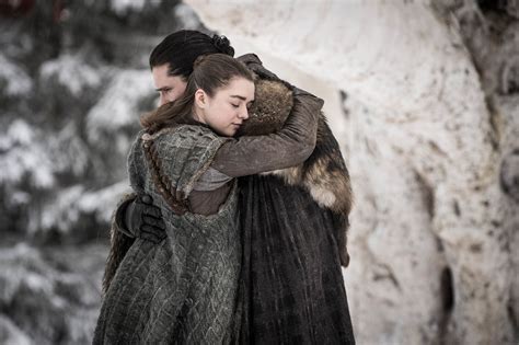 Will Jon Snow Kill Daenerys In The Game Of Thrones Finale Popsugar