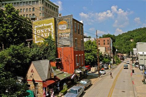 The 4 Best Things To Do In Downtown Eureka Springs Arsenic And Old Lace