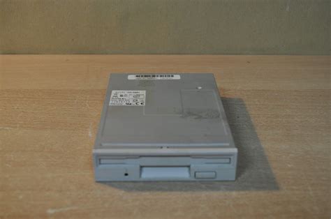 Sony Mpf920 Floppy Disk Drive 35 Fdd 144 Mb 34 Pin Connector White