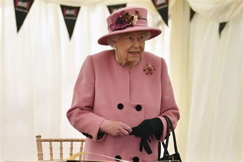 Biden spoke warmly about their meeting, saying the queen reminded him of his mother and that she was very gracious, according to pool reports.get market news worthy of your time. Queen Elizabeth will host President Joe Biden at ...