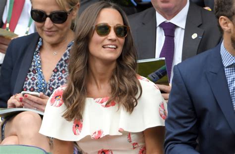 pippa middleton flashes lots of leg at wimbledon see the pics